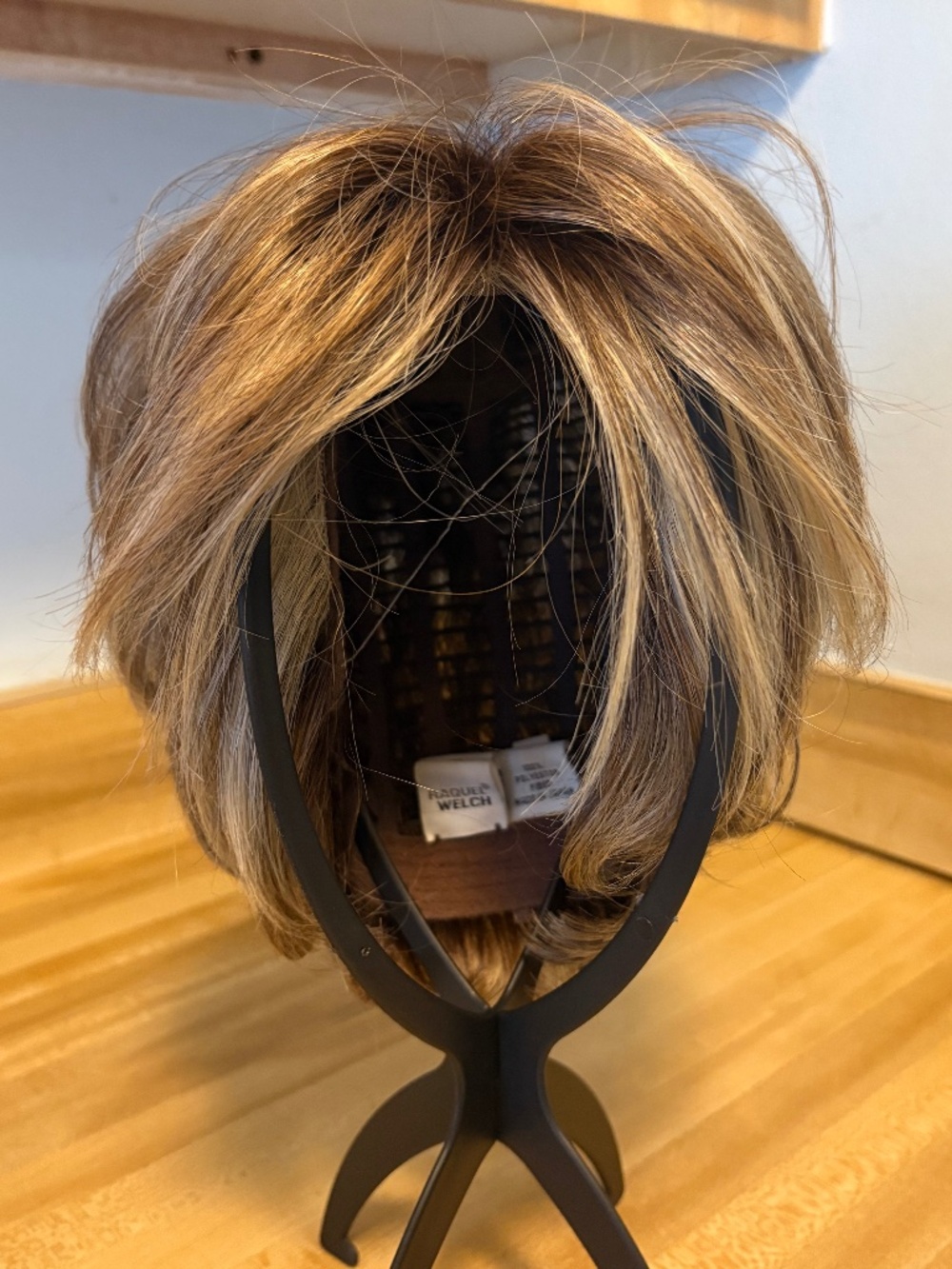 Wig. Raquel Welch.
